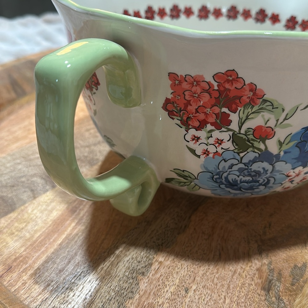 The Pioneer Woman Classic Charm Batter Bowl - Picture 3 of 7